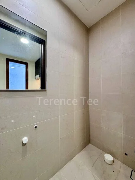 RESIDENCE TWENTY-TWO 5