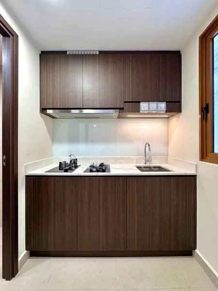 RESIDENCE TWENTY-TWO 7