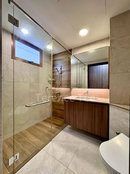 RESIDENCE TWENTY-TWO 8