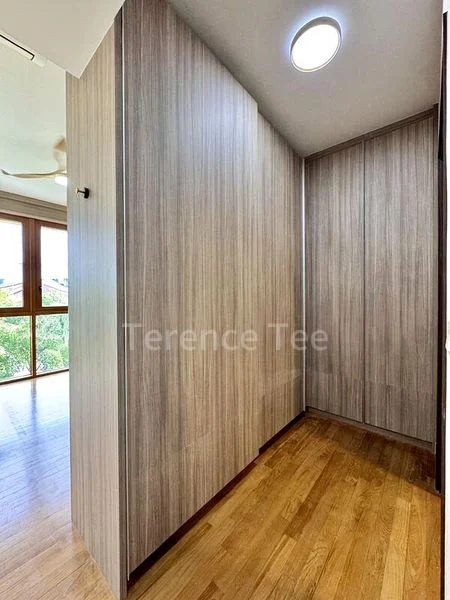 RESIDENCE TWENTY-TWO 11