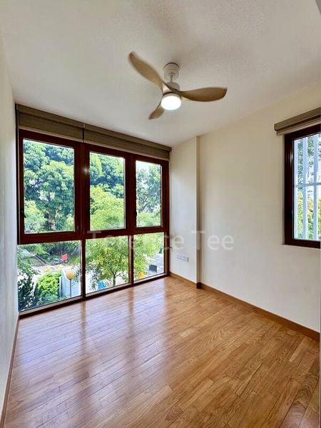 RESIDENCE TWENTY-TWO 12