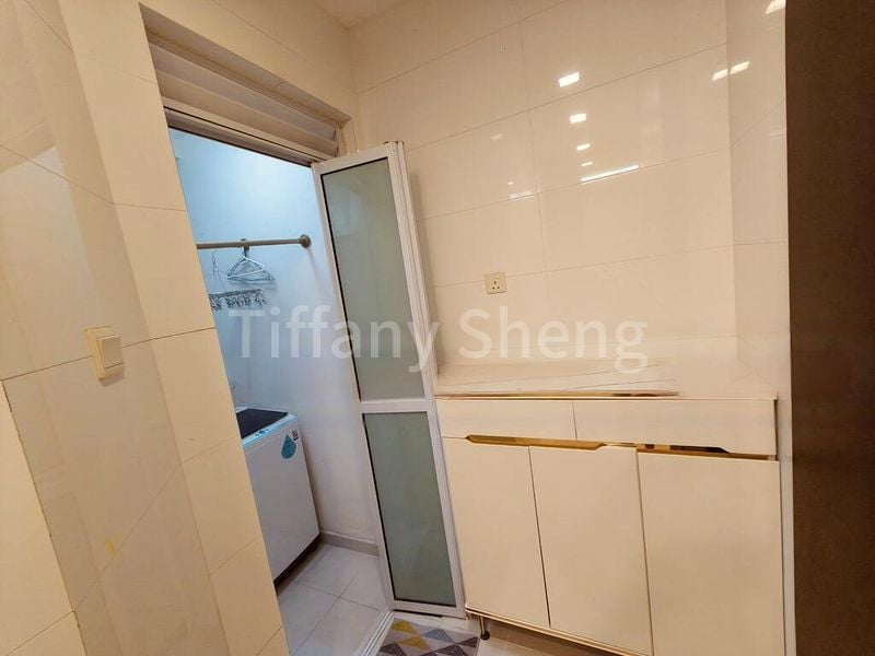 RESIDENCES @ JANSEN 6