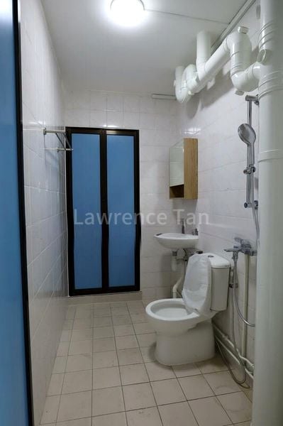 JURONG EAST ST 21 10