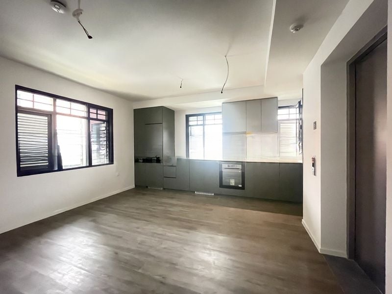 AVENUE SOUTH RESIDENCE 6