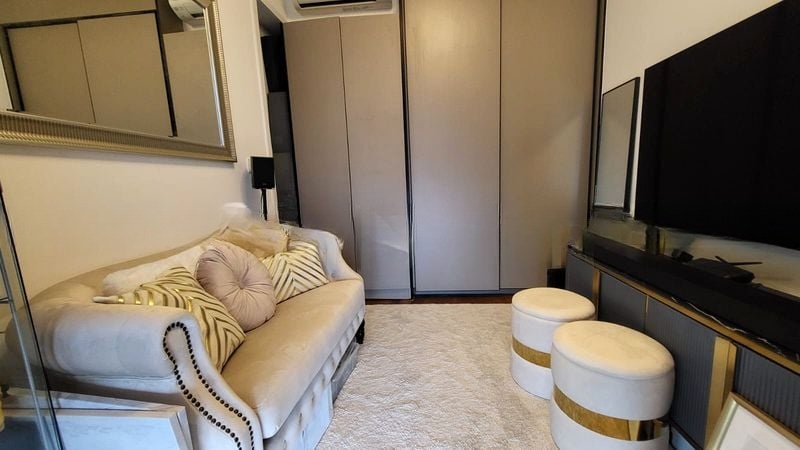 STIRLING RESIDENCES 4