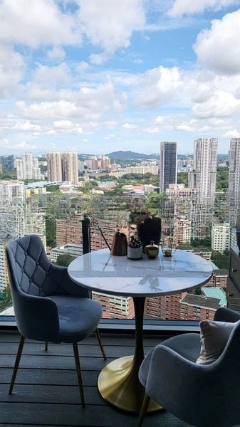 STIRLING RESIDENCES 6