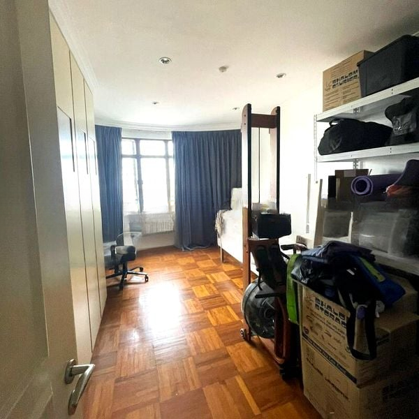 FAR HORIZON GARDENS 6