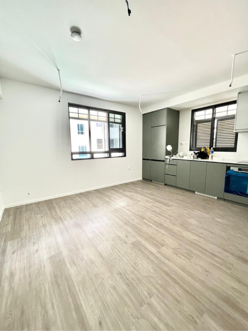 AVENUE SOUTH RESIDENCE 9