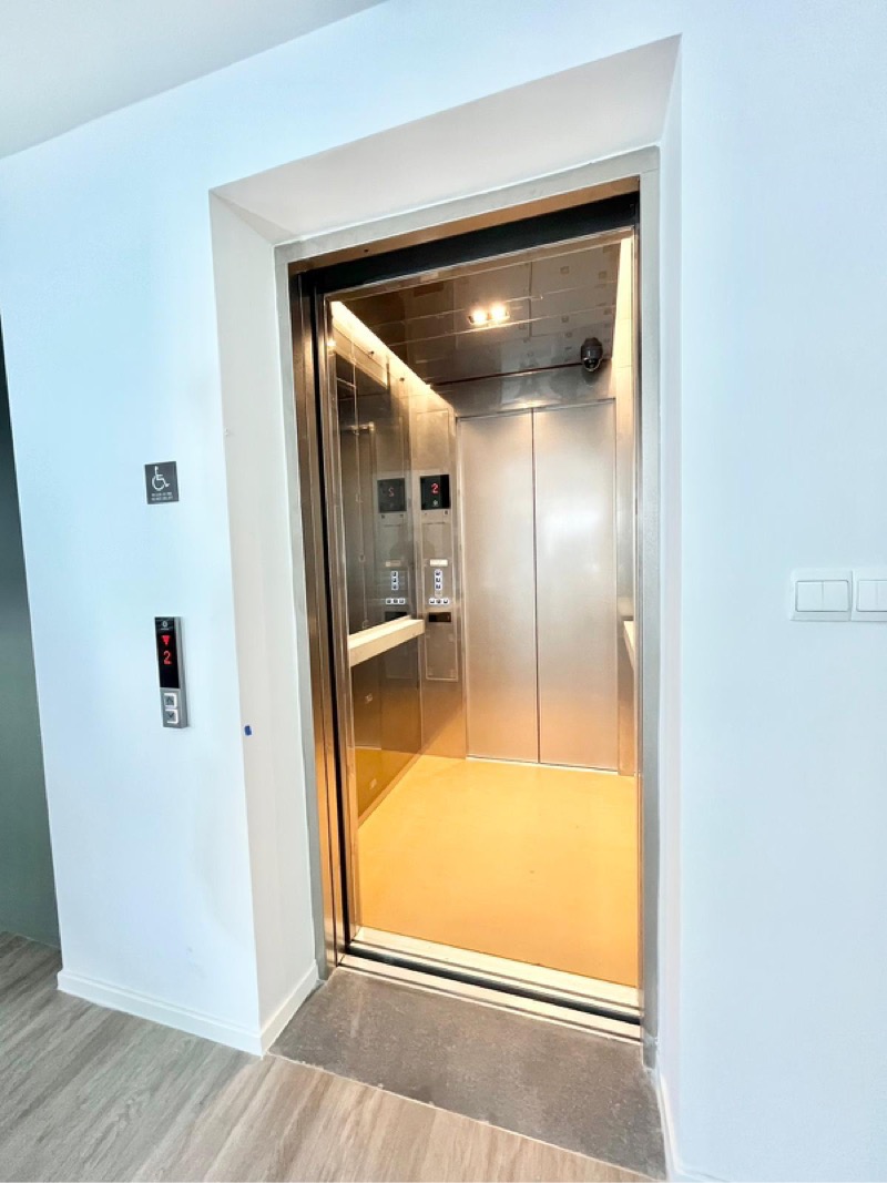 AVENUE SOUTH RESIDENCE 10