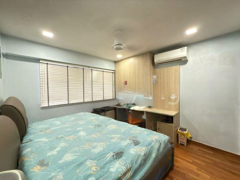 SERANGOON NTH AVE 4 9