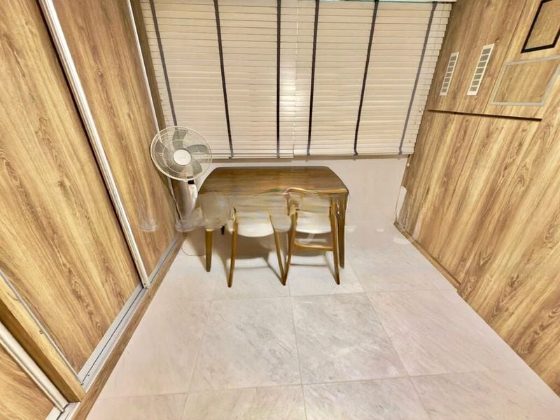 SERANGOON NTH AVE 4 8