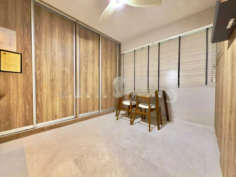 SERANGOON NTH AVE 4 10