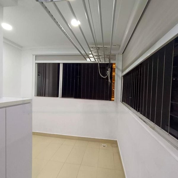 THE TAMPINES TRILLIANT 6