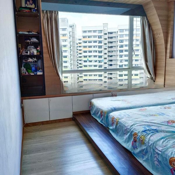 THE TAMPINES TRILLIANT 8