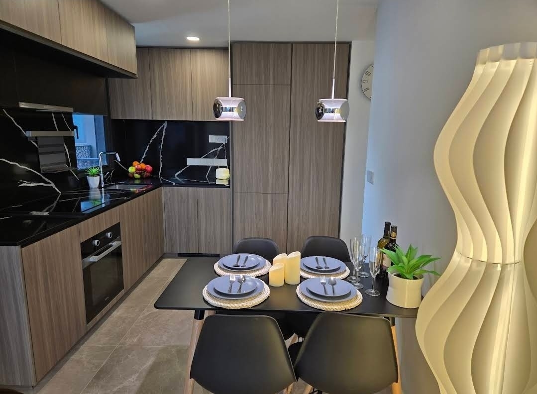 IRWELL HILL RESIDENCES 8