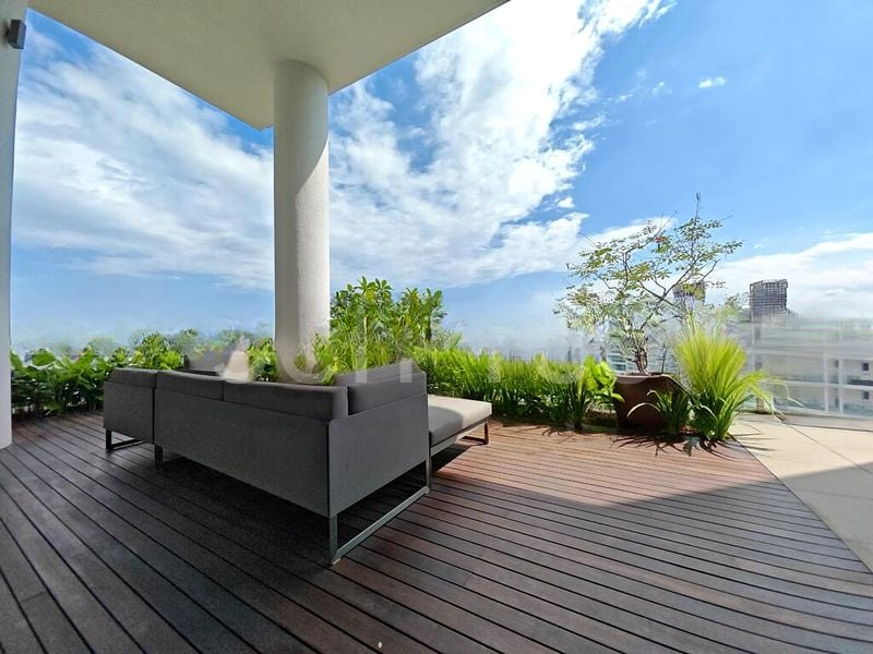SKYPARK 1