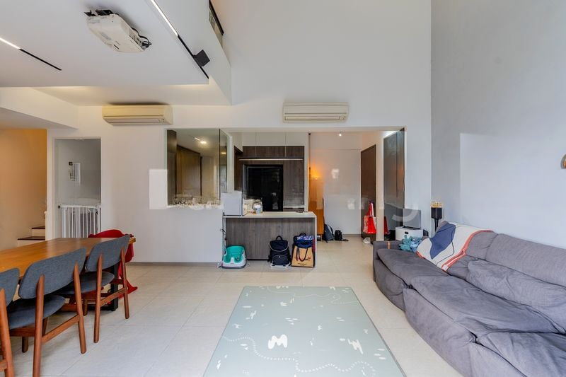 INZ RESIDENCE 7