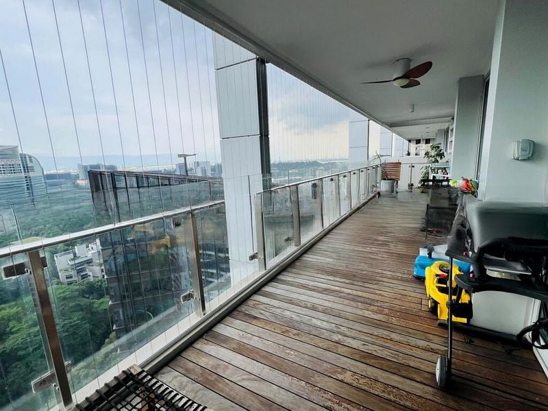 THE ROCHESTER RESIDENCES 13