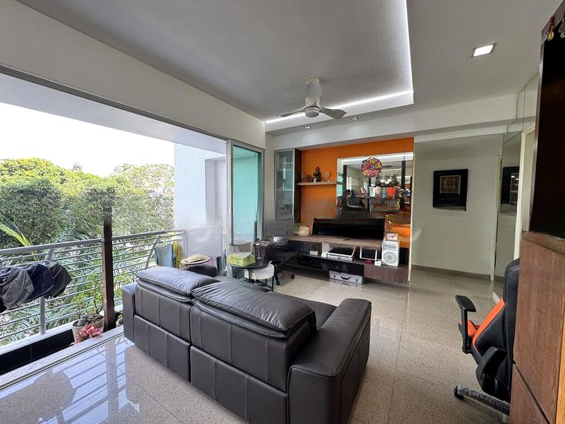 GOLDEN HEIGHTS 10