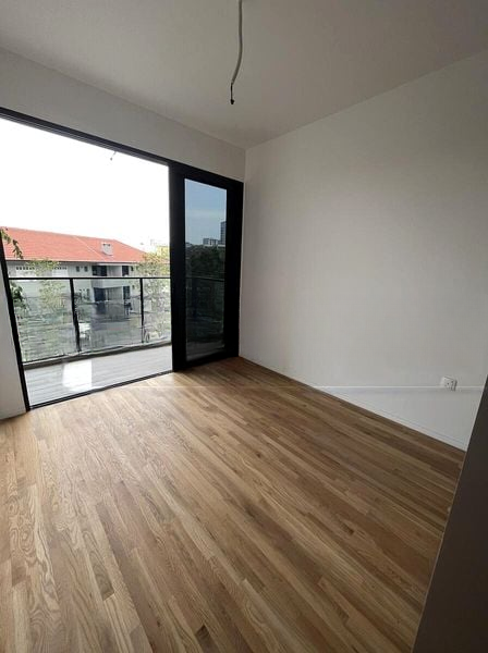 AVENUE SOUTH RESIDENCE 7