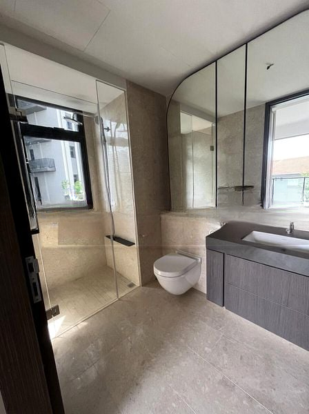 AVENUE SOUTH RESIDENCE 8