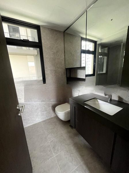 AVENUE SOUTH RESIDENCE 4