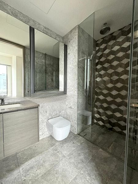 LEEDON GREEN 10