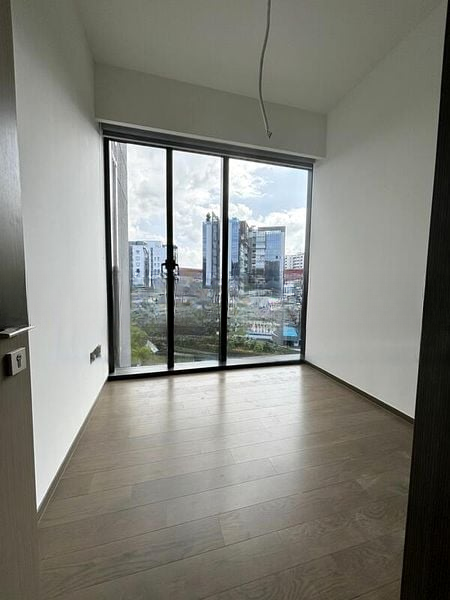 LEEDON GREEN 5