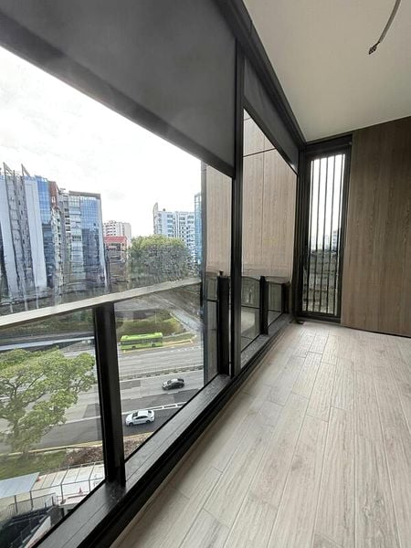 LEEDON GREEN 11