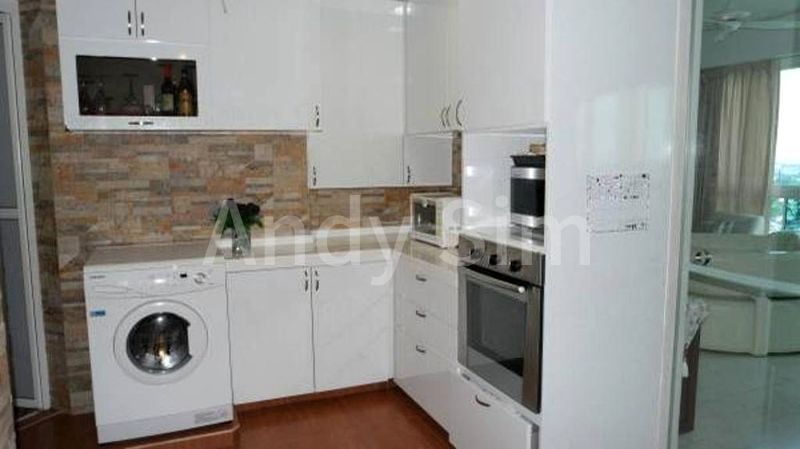 GOLDENHILL PARK CONDOMINIUM 9