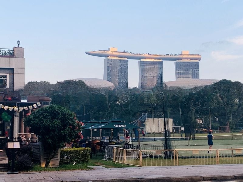 EDEN RESIDENCES CAPITOL 6