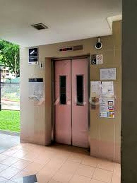 HOUGANG AVE 3 12