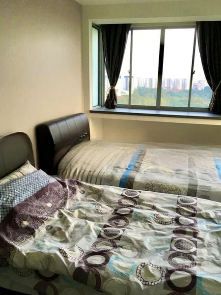 LAKESIDE TOWER 1