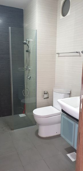LE REGAL 10