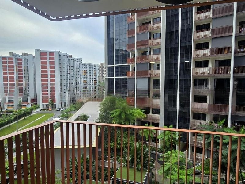 RIVERFRONT RESIDENCES 3