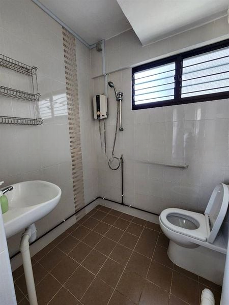 BT BATOK WEST AVE 8 6