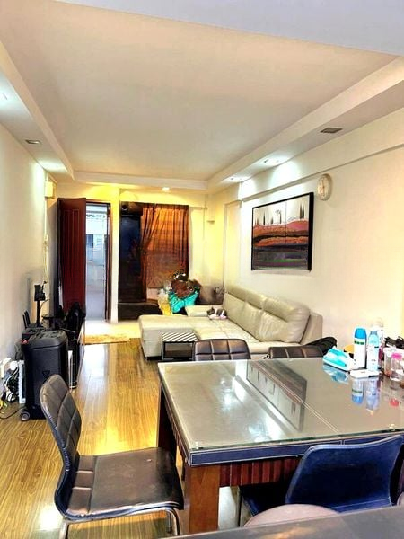 BT BATOK WEST AVE 6 8