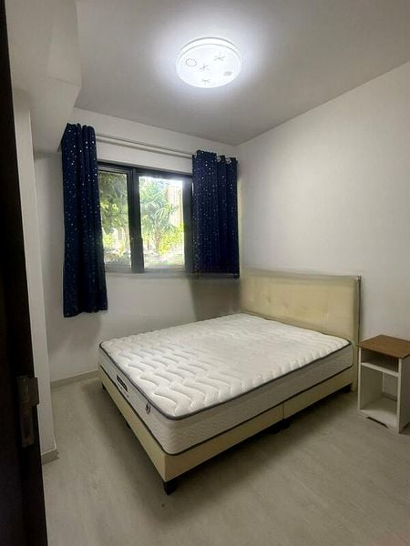 RIVERFRONT RESIDENCES 4