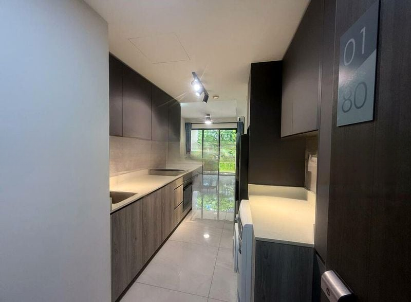 RIVERFRONT RESIDENCES 2