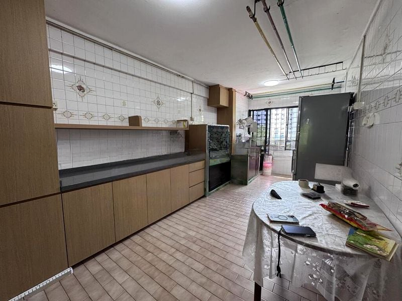 BT BATOK WEST AVE 8 6