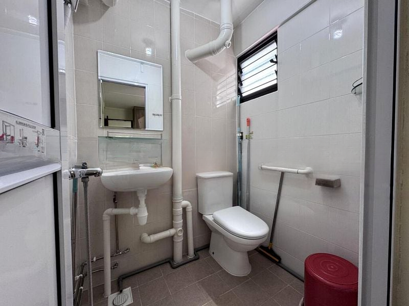 BT BATOK WEST AVE 8 2