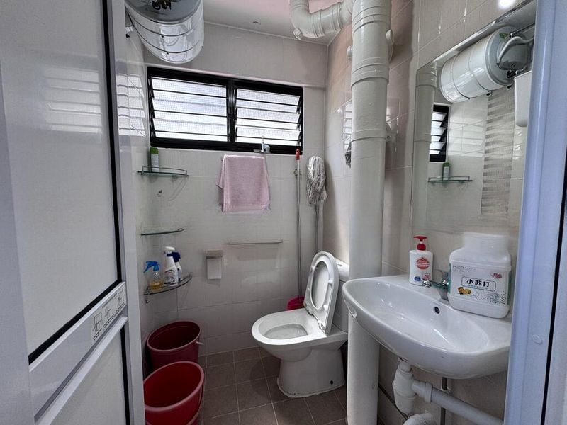 BT BATOK WEST AVE 8 4