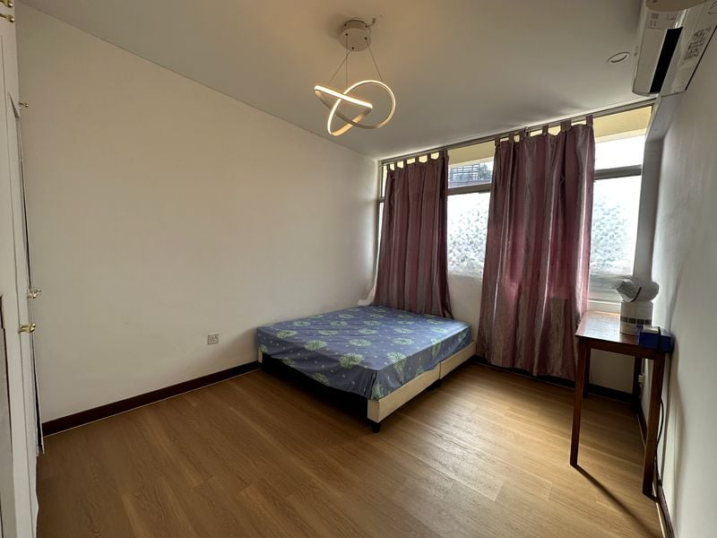 KISMIS COURT 5