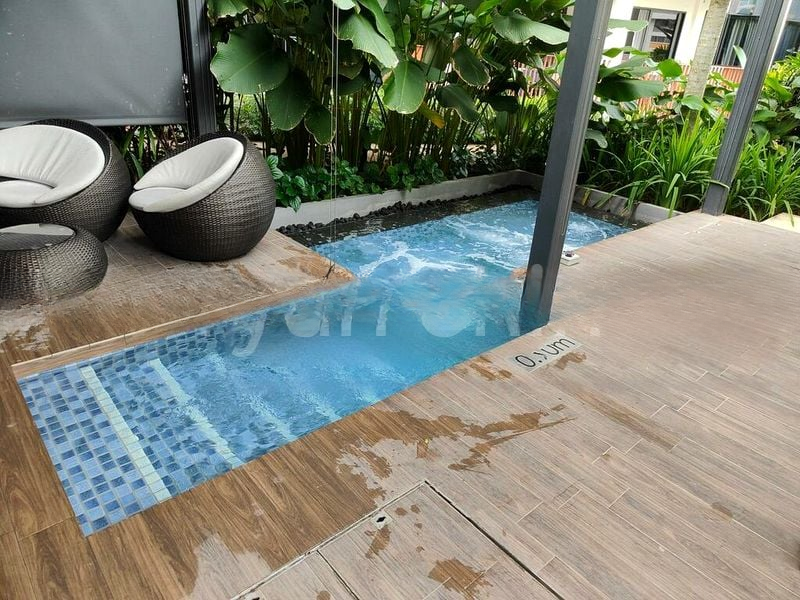 RIVERFRONT RESIDENCES 9