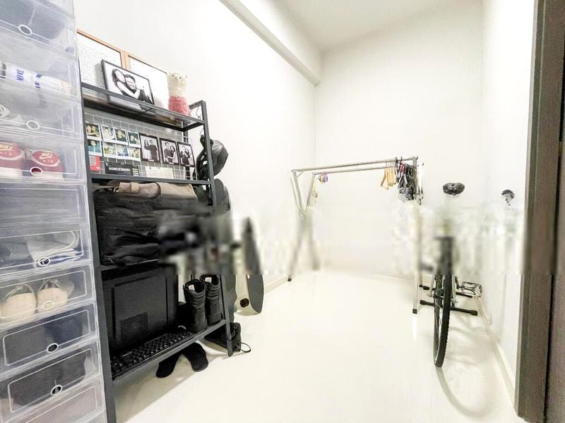 Q BAY RESIDENCES 15