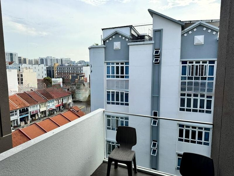 CENTRA LOFT 6