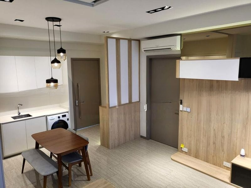 STRATUM 4
