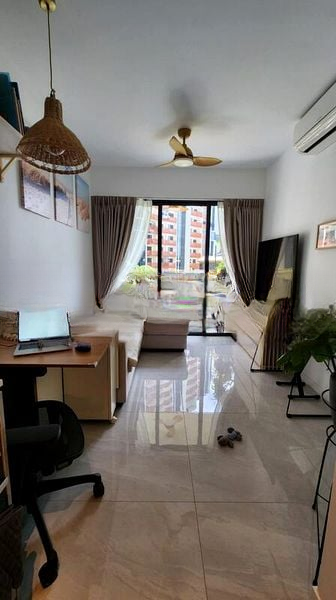 RIVERFRONT RESIDENCES 9