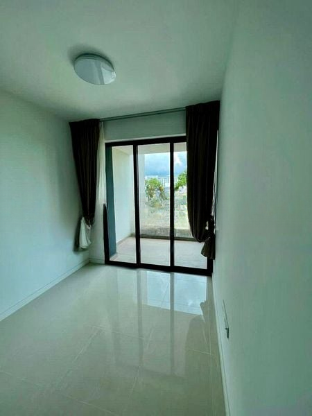 TREASURE AT TAMPINES 5