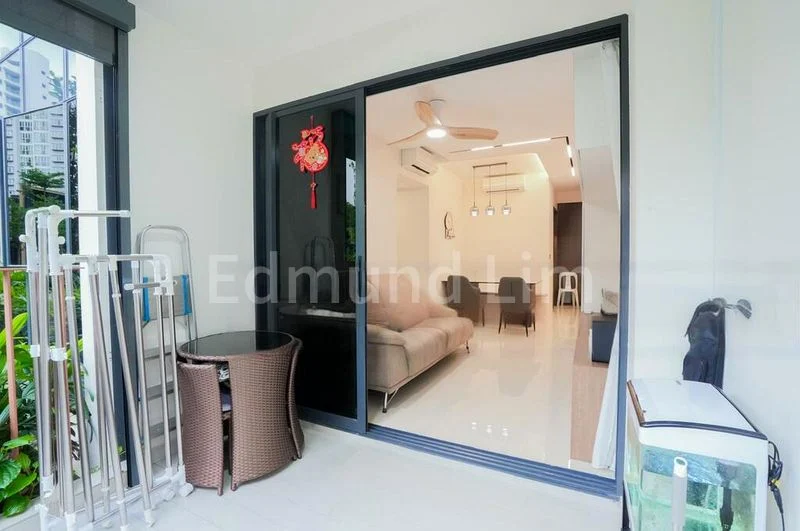 RIVERFRONT RESIDENCES 2